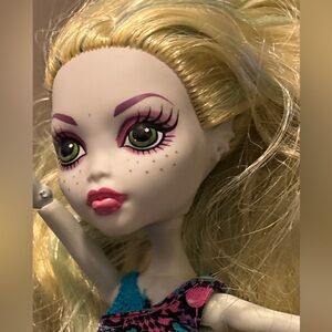 Mattel 2011 Lagoona Blue Doll with Blonde Hair